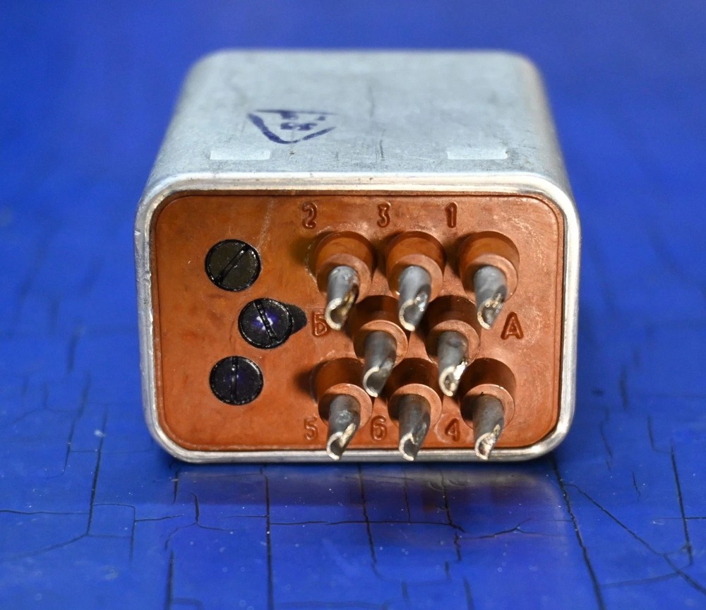 Electromagnetic relay REN29, 27V DC, 0.005-5A, 12-1000V, 8 pins, 2NO+2NC