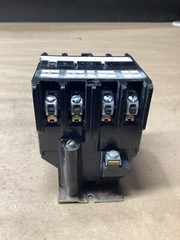 Westinghouse AR/ARB4A Industrial Control Relay 4P 600V 10A 120V #107M102*CO