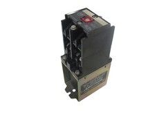 INDUSTRIAL SPARE PART 700DC-P600Z1 SER A CONTROL RELAY 115-125V UNMP
