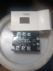 1PCS D53TP50D 50A 530VAC 32VDC solid state relay crydom