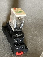 Schneider RPZF2 Relay Socket Base plus RPM21F7 Relay used – warranty
