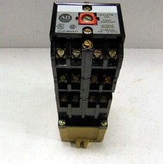 Allen-Bradley 700-P1200A1 Series B Industrial Control Relay w/ 115/120 V AC Coil