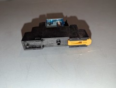 NEW GENUINE ALLEN-BRADLEY 700-HN121 SER A RELAY BASE W/ 700-HK36Z24 SER B RELAY