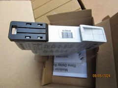 Eaton TMRD1UN Multi-Function Timer SPDT Input: 12-240 VAC/VDC 0.1S-10D New