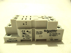NEW SCHNEIDER MAGNECRAFT 70-782D8-1A RELAY BASE SOCKET 8 PIN 16A 300V