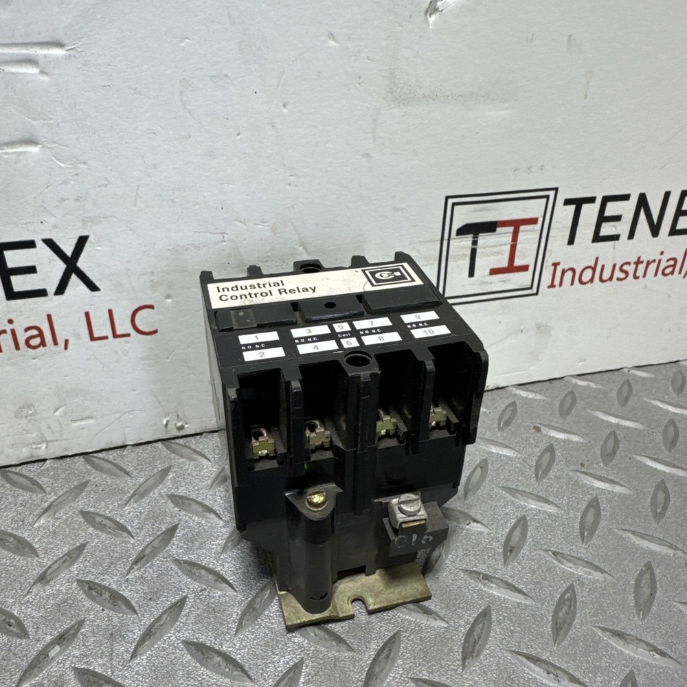Cutler Hammer AR4A Industrial Control Relay 600V 10 A A-35