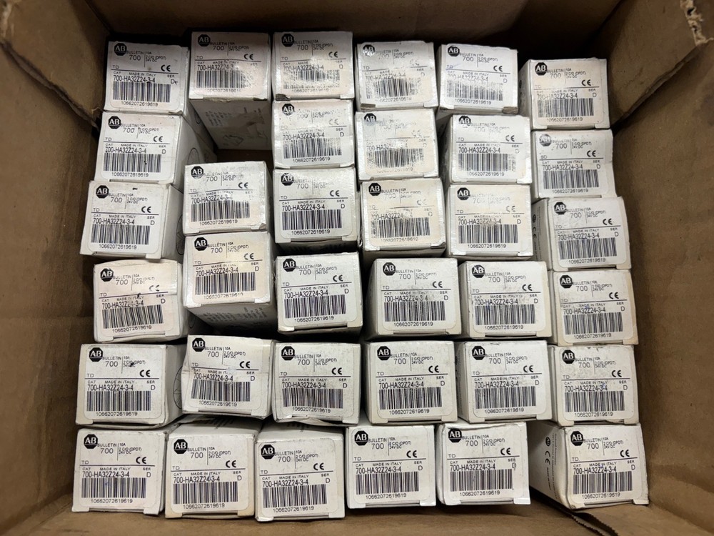 Allen Bradley 700-HA32Z24-3-4 tube Base Relay 10 amp *lot of 35**