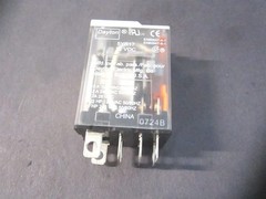 (5YR17) 2V DC Coil Volts, 15A @ 240V Push to Test General Purpose Relay