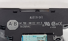 Lot of 5 – ALLEN BRADLEY 700-HN122 RELAY SOCKET WIT 700-HK32Z24 RELAY [1WS3-6]