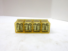 LOT OF 4 IDEC RM2S-U RELAY 110-120VAC