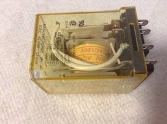 IDEC RR3B-UL Relay AC120V