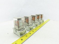 Allen Bradley 700-HA33Z24 Ser D 700-HN101 Ser C Relays And Sockets Lot Of 5