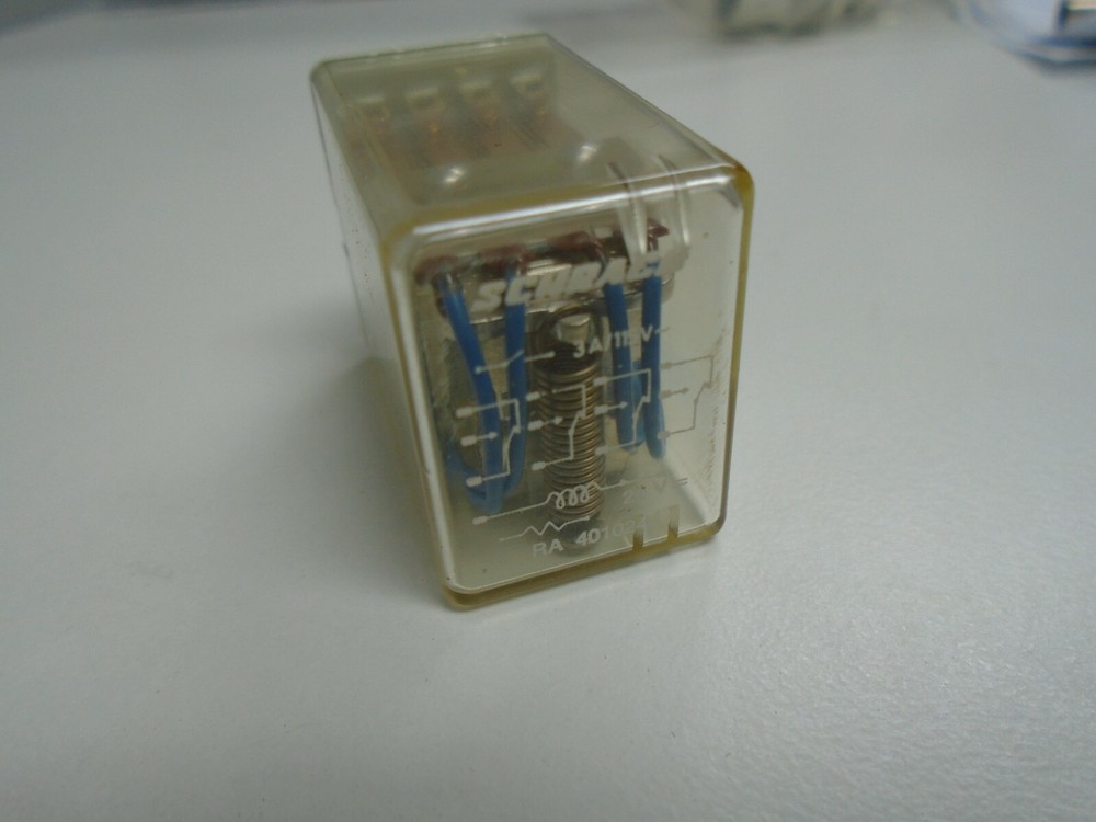 SCHRACK RELAY RA401024 coil 24 vdc 3A 115 VAC