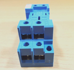 FINDER RELAY SOCKET 96.72 GENERAL PURPOSE 8PIN DINRAIL SCREW MOUNT 15A 250V