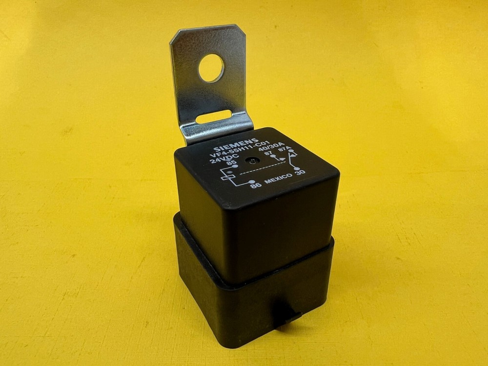 24VDC 40A SPDT 5 Pin Siemens Water Resistant Automotive Car Relay Free Shipping