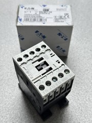 NEW EATON XTCE007B10A Contactor DILM7-10 110Vac 50Hz 120Vac 60Hz Coil 3P 7A