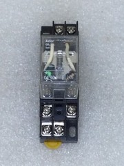 Automation Direct SQL08D Relay Socket Base 10 Amp 250 VAC with QL Series 24 VDC
