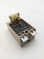 Agastat R90X Timing Relay Model DPDT 1/3HP 120/240VAC w/ Relay RH2B-UL 24VDC