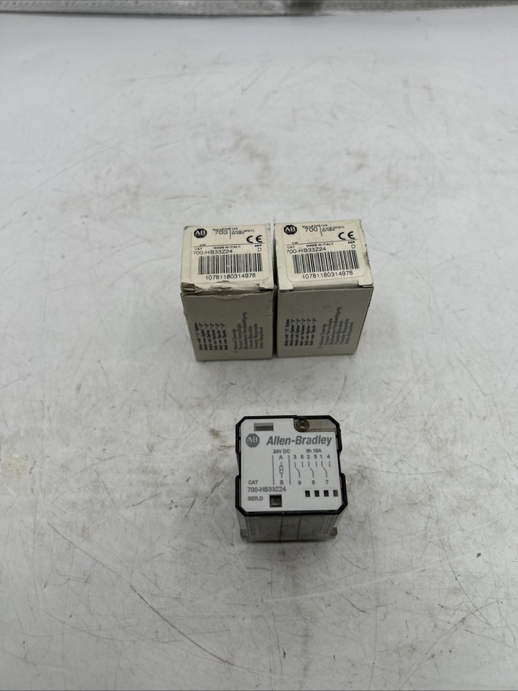 Lot Of 2 Allen Bradley 700-HB33Z24 Series D Square Base Relay See Pics