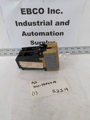ALLEN BRADLEY 700-PK800A1, SER. B AC RELAY