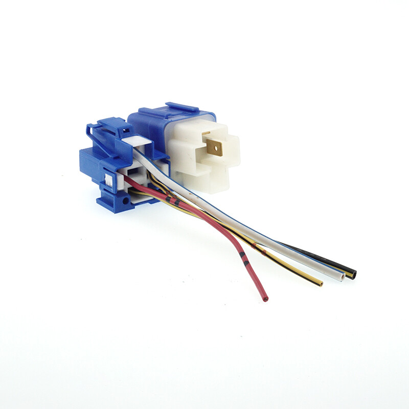 1Pce 2523079981 Relay 4Pins With AVK06-4P Cable New