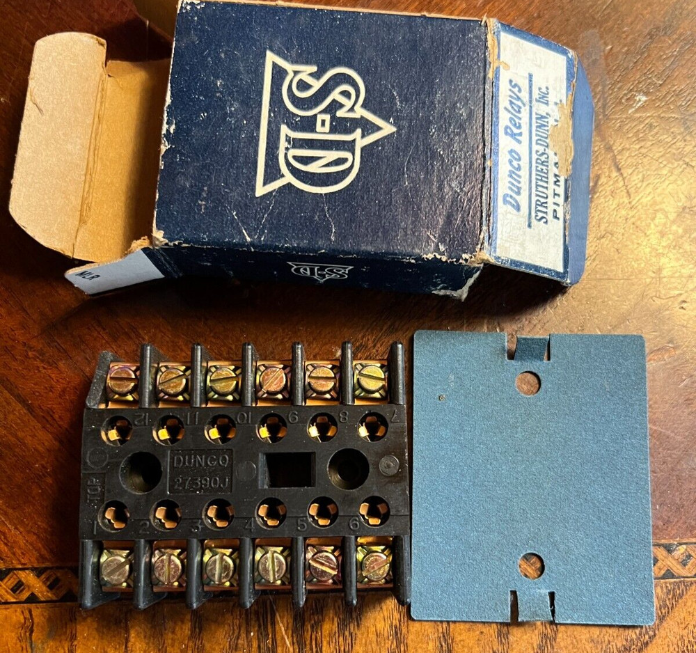 Dunco Relay Socket 27390J *Read Description*