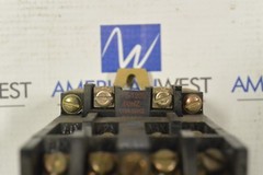 700-PK800A1 Allen Bradley DC Relay ser B with 115-120 VAC Coil – USED