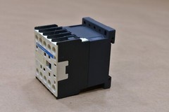 Telemecanique CA3KN31BD Control Relay DIN Rail 10A 4 Pole Coil 24VDC 3NO/1NC