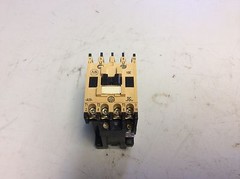 Allen Bradley 100-A09NZ*3 Motor Starter Contactor 24 VDC Coil 100-A09NZ 100A09NZ