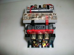 ARROW HART AH-30-131-U-20 WITH AHK-351 SIZE 1 3 PH 30 A 220/440 V CONTACTOR 120