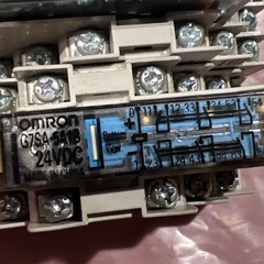🔥Omron G7SA-5A1B Relay With Socket Base P7SA-14F-ND 24VDC, Lot(5), Used🇺🇸