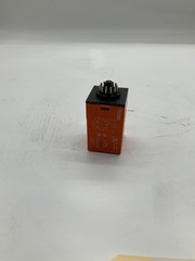 CROUZET LJR2 Alternating Relay 110VAC DPDT 11-Pin Plug-In Relay NEW