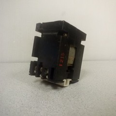 General Electric Ind. Relay CR120A02022AA Relay 120V 60Hz 110V 50Hz