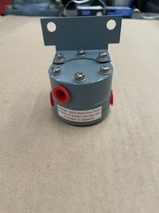 Moore Products Model 58S High Pressure Selector Relay 12530-/6KF
