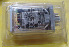 New Siemens DPDT-16 AMP OCTAL RELAY BUTTON LED 120VAC 3TX7112-1LF13