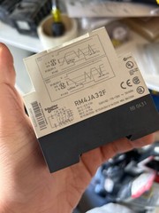 Telemecanique Schneider Electric RM4JA32F