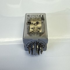 Square D 8501KP13P14V20 11-Pin 3PDT Pilot-Light Plug-In Relay