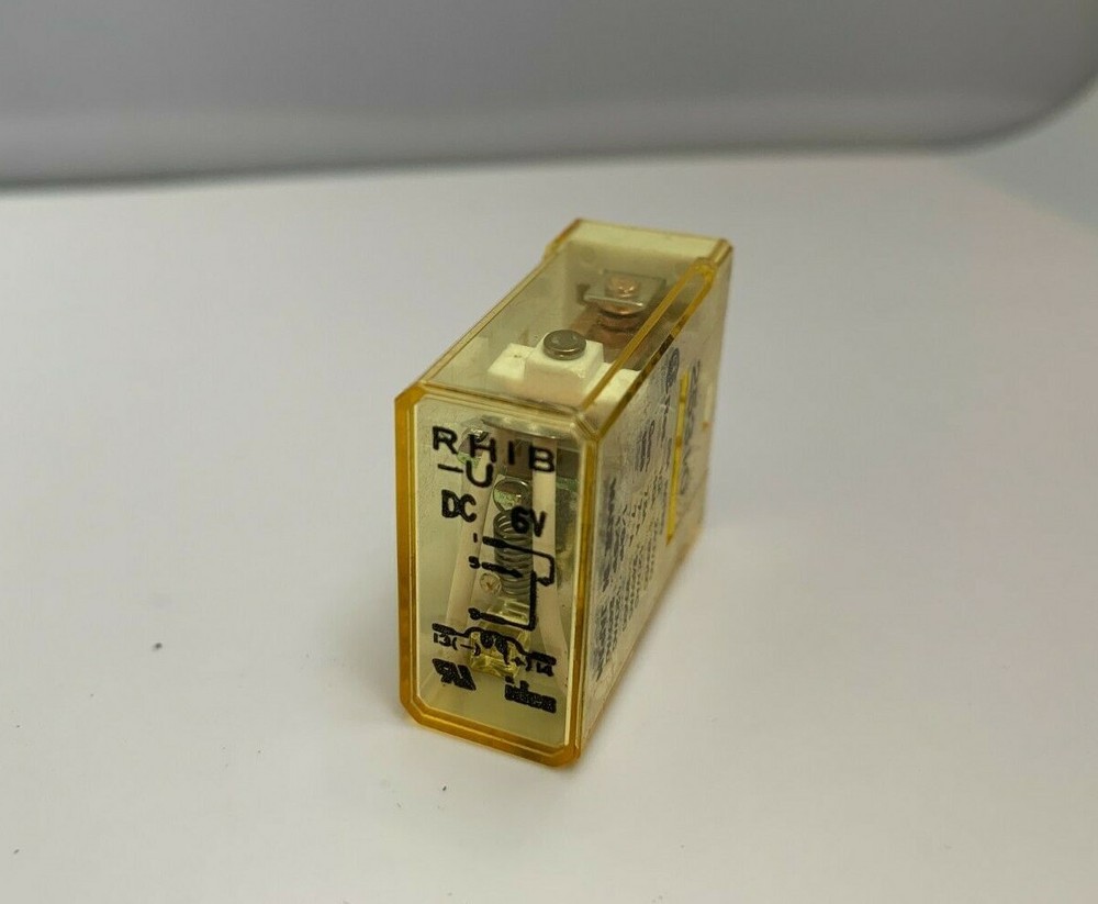Idec RH1B-U Relay 6V