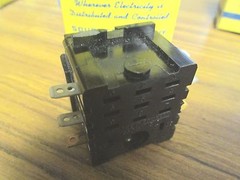* SQUARE D CLASS 8501 TYPE NK32T SERIES C SOCKET TRACK MOUNTED …… VM-8