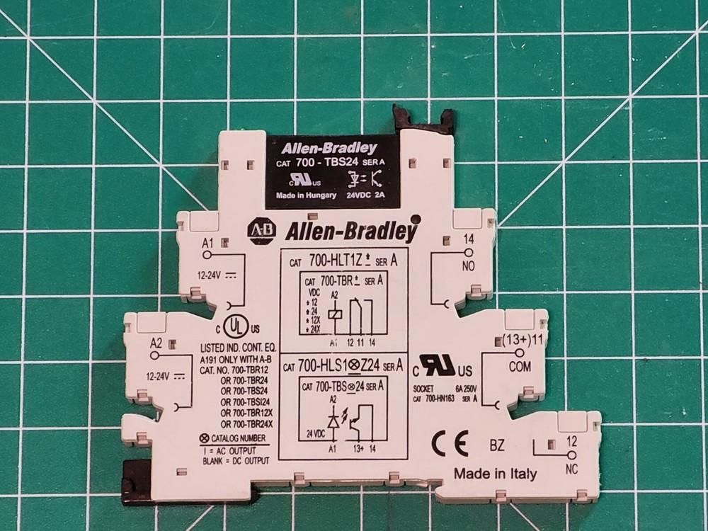 Allen Bradley 700-HLT1Z24 with 700-TBS24 2A 24VDC RELAY USED LOT OF 2