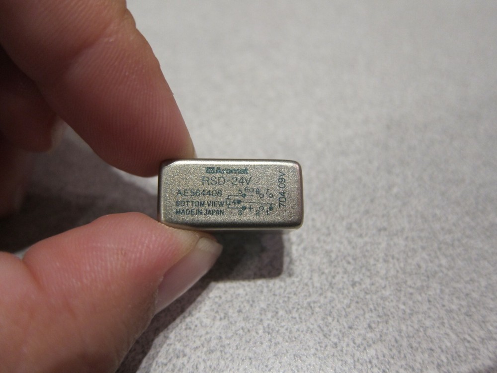 RSD-24V Aromat AE564408 Electromechanical Relay 24VDC 2KOhm 1ADC/0.3AAC SPDT