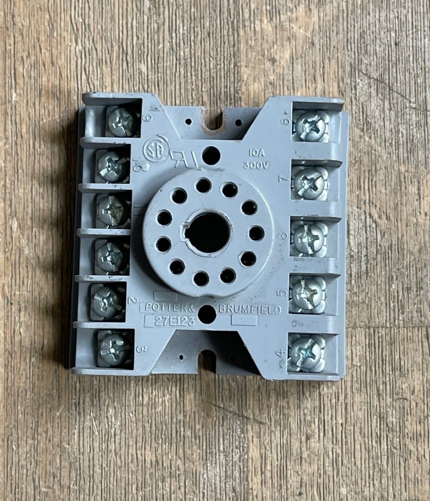 POTTER & BRUMFIELD 27E123 RELAY SOCKET BASE 11 PIN 10A 300V