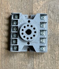 POTTER & BRUMFIELD 27E123 RELAY SOCKET BASE 11 PIN 10A 300V