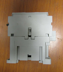 😏ALLEN BRADLEY 20 AMP CONTROL RELAY 600 VAC 3 PHASE 700-CF220