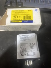 Square D 9050JCK13V20 Electrical Timing Relay Ser A Loc4C39