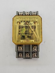 Idec RR3B-U General Purpose Relay w Socket 10A 3P 120V 11Pin 24V Coil