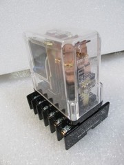 NEW STRUTHERS DUNN 219ABAP RELAY 120V 50/60HZ includes 27390 socket