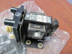 NOS – Never Used (no box) Allen-Bradley 700-C200A2 Type C AC Relay 240V Coil