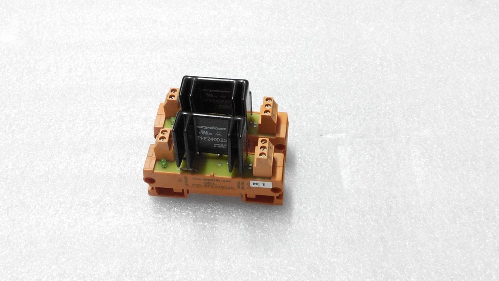 CRYDOM PFE240D25 SOLID STATE RELAY(2PCS 1LOT)