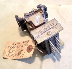 NOS ROBOTRON Part #304R160 Relay for Spot Welder Shelf Wear Money-back Guarantee